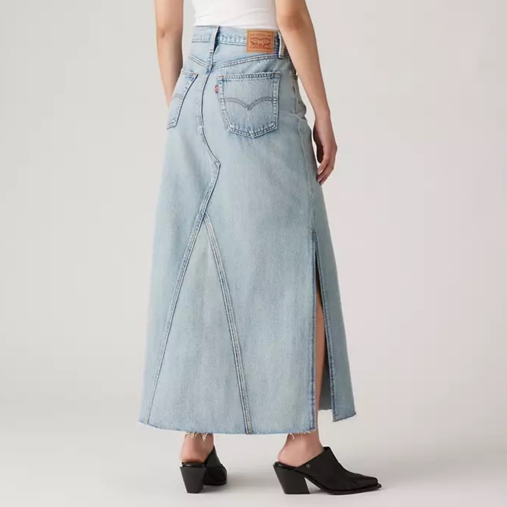 Levi's 
Denim Skirt